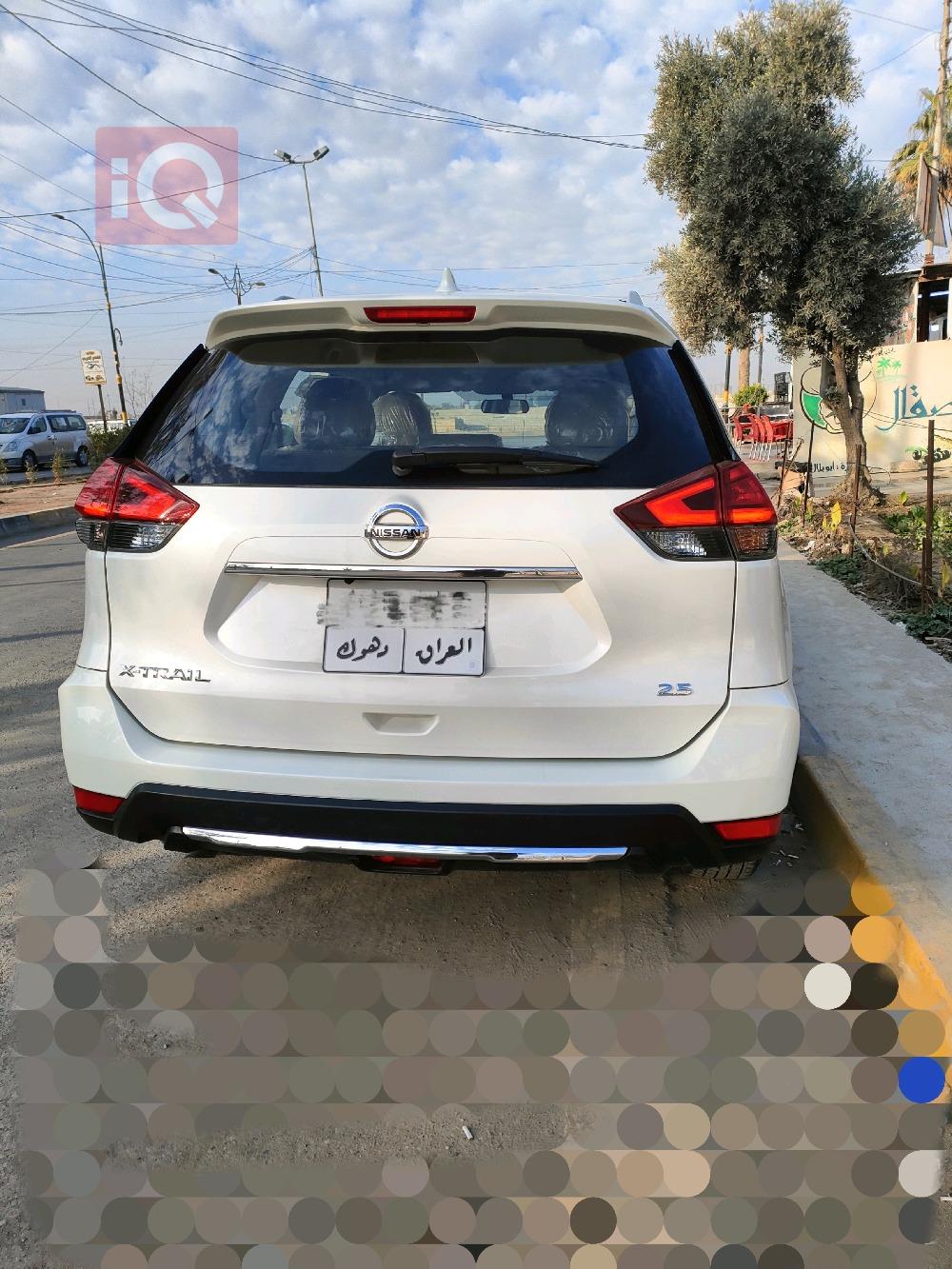 نیسان ئێکس ترەیل